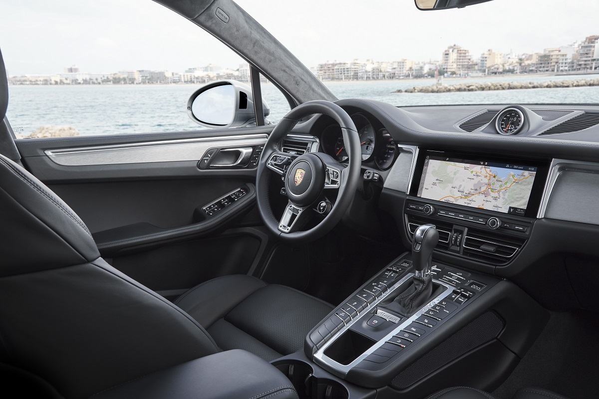 Yeni Porsche Macan S 354 HP