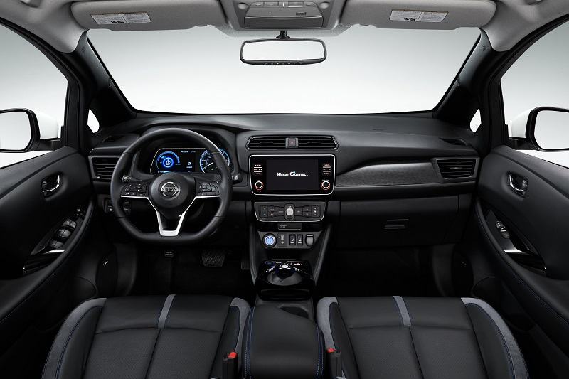 Yeni NISSAN LEAF E-Plus Tanıtıldı, NISSAN LEAF E-Plus 458 km Menzil, NISSAN LEAF 8 inç ekran, Nissan Leaf 380 bin Sattı, Nissan LEAF Türkiye, Araba Haberleri, Otomobil Haberleri, Araba Habercisi Dergisi