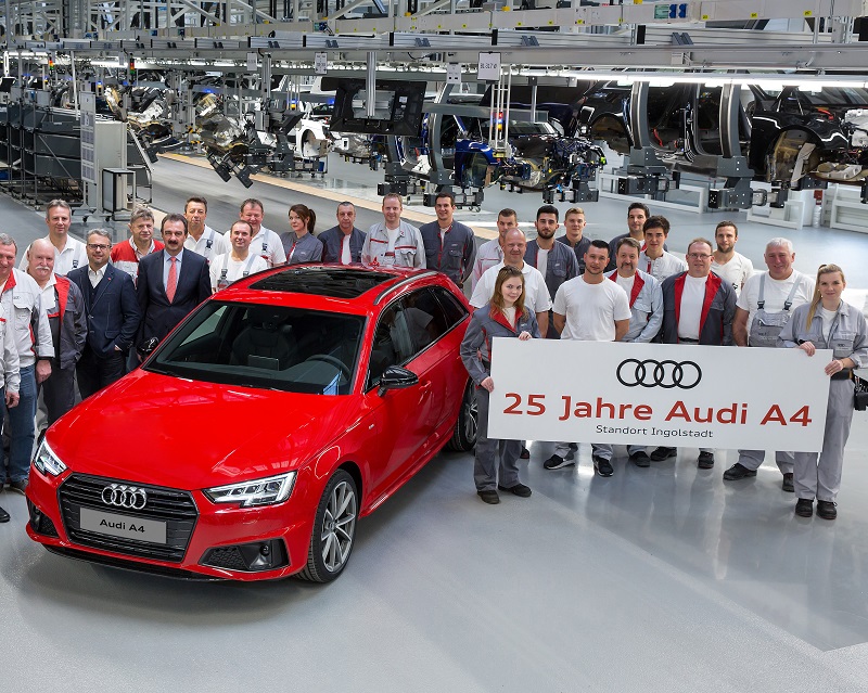 Audi A4 25 Yaşında