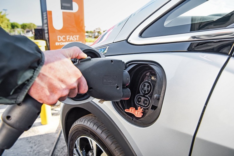 Elektrikli Arabalar Motor Gürültüsü Çıkaracak