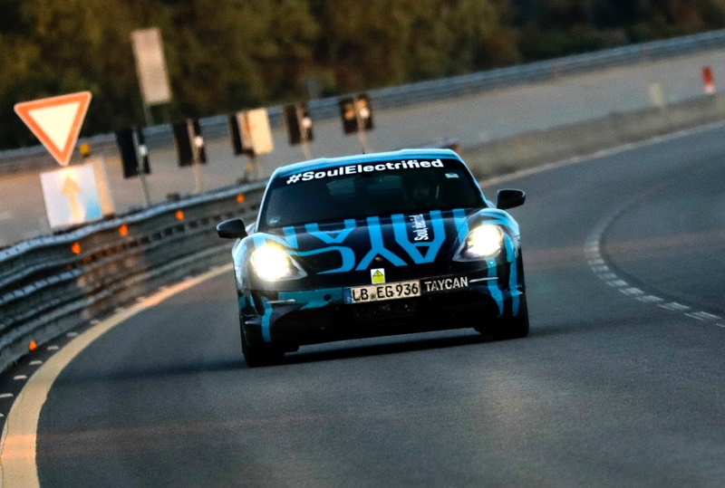 2020 Porsche Taycan Özellikleri Neler