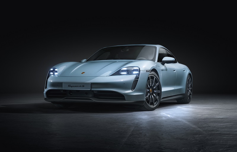 Porsche Taycan 4S Tanıtıldı