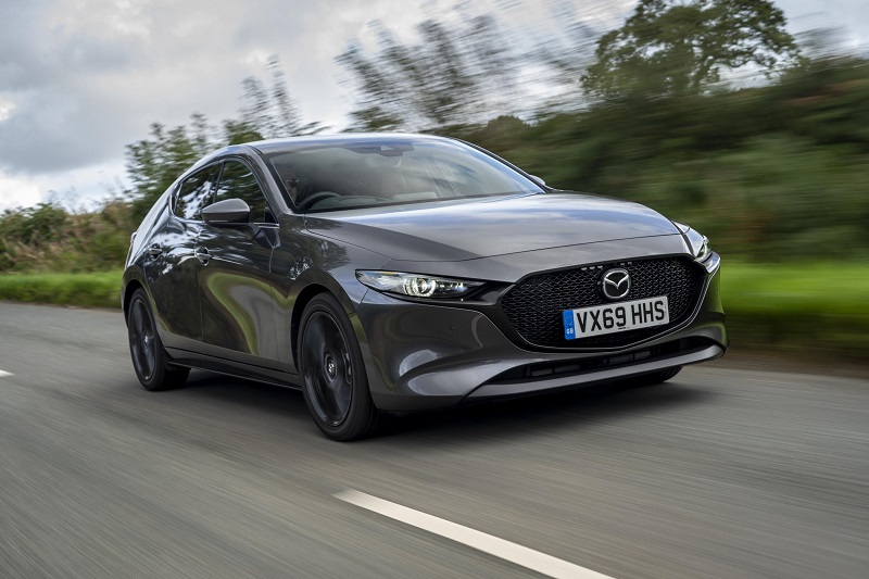 Yeni Mazda3 Yılın Arabası Seçildi.