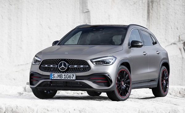 Yeni Mercedes Benz GLA dijital lansmanı.