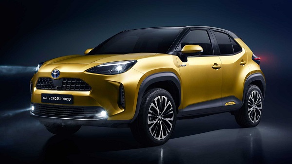 Toyota Yaris Cross SUV tanıtıldı.