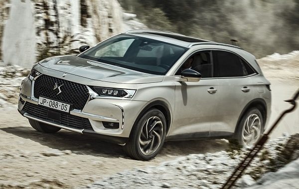 DS 7 Crossback hibrit fiyatı.