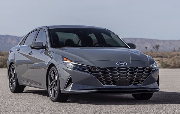 2021 Hyundai Elantra fiyatları.