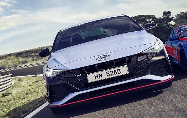Hyundai Elantra N tanıtıldı.