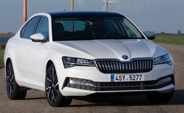 Skoda Superb Zamlı Fiyat Listesi.
