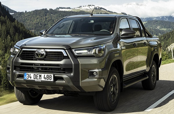2022 Toyota Professional modelleri.